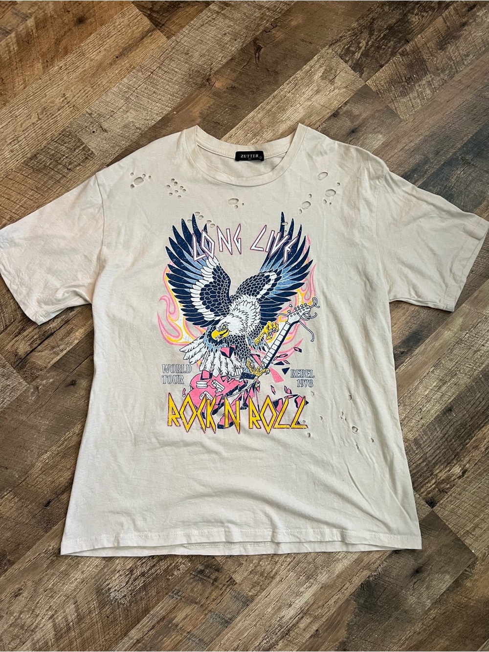 Zutter Women’s Cream 'Rock N Roll' Eagle Graphic Tee